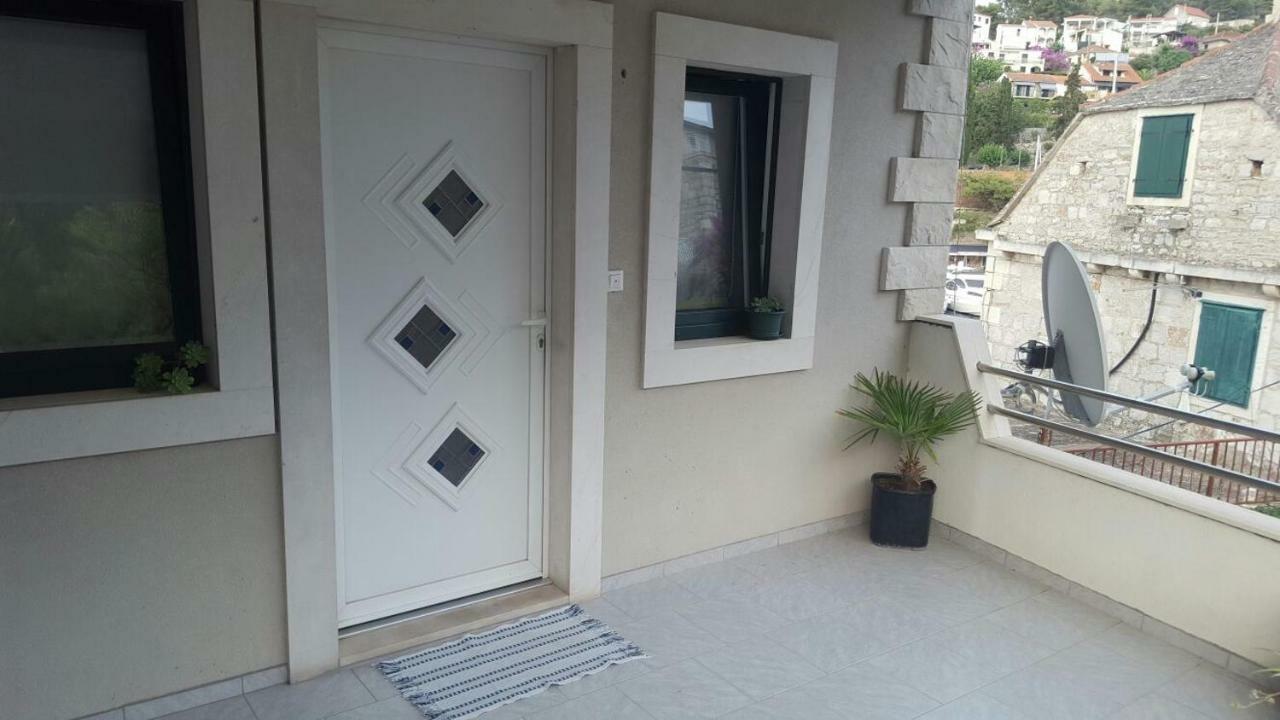 Apartment Vana Stomorska Εξωτερικό φωτογραφία